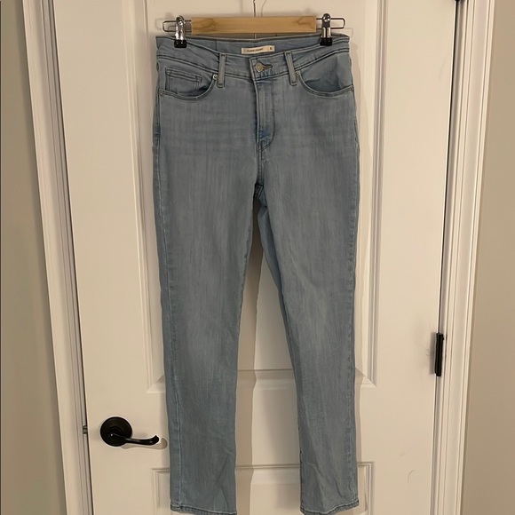 Levi’s Classic Women's Straight Leg Jeans in Light Blue - Picture 1 of 9